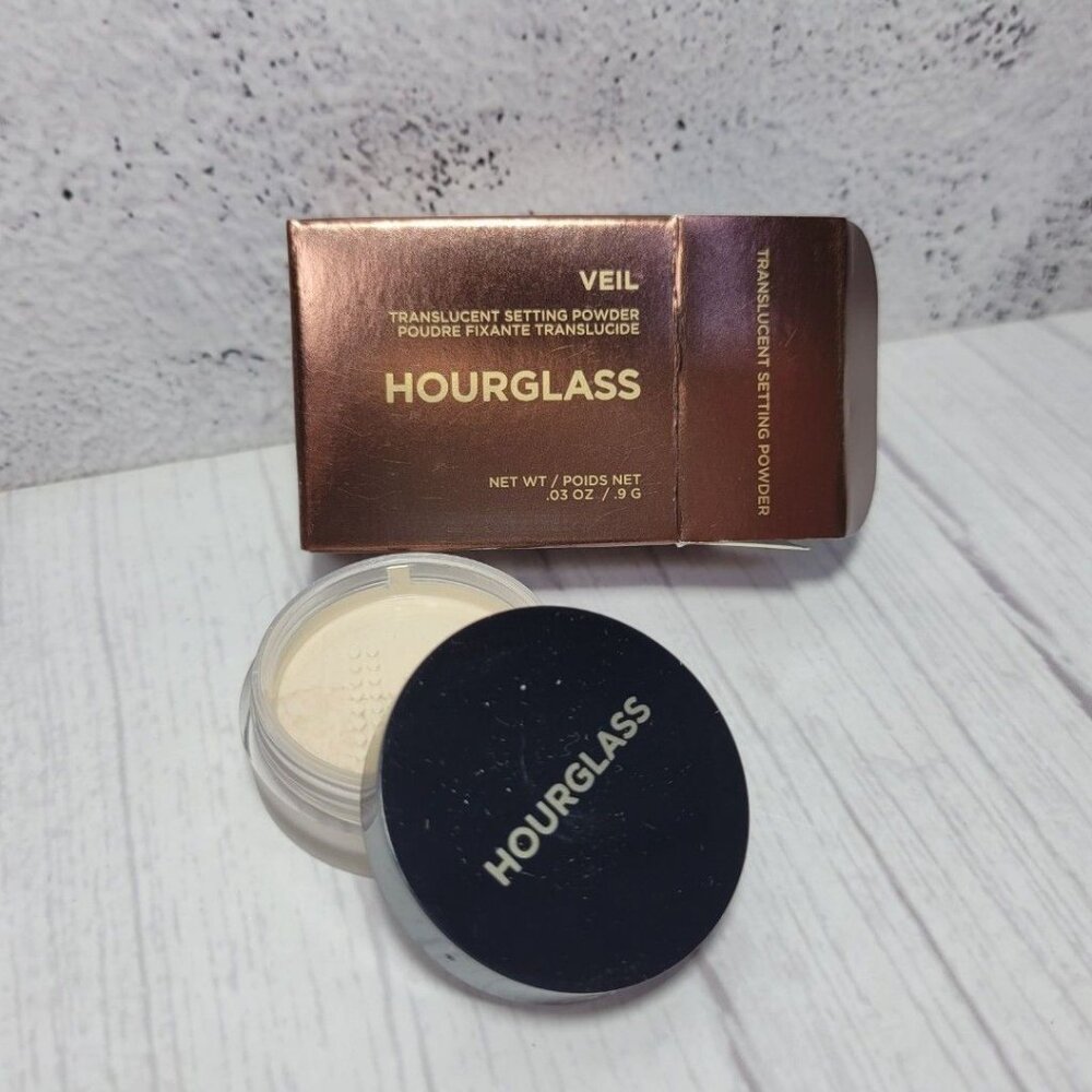 **5/$25** BEAUTY – HOURGLASS Veil Translucent Setting Powder - Talc Free - Picture 5 of 9